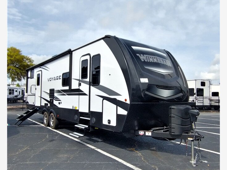 Thumbnail Photo undefined for New 2022 Winnebago Voyage